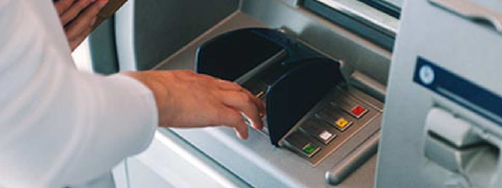 ATM கொள்ளை சம்பவங்களுடன் தொடர்புடைய ஐவர் கைது